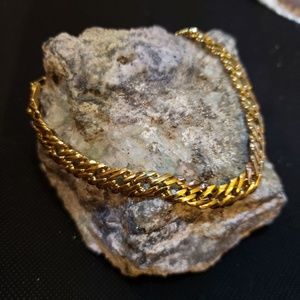 Gold tone link bracelet
